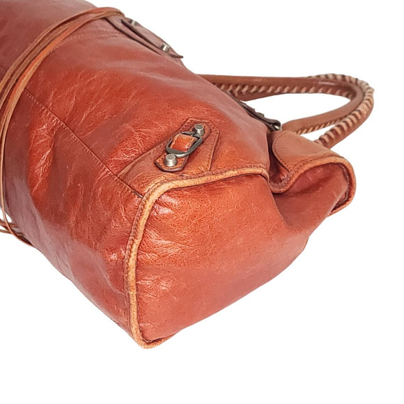 Balenciaga Weekender Classic Studs Leather - Picture 13 of 13